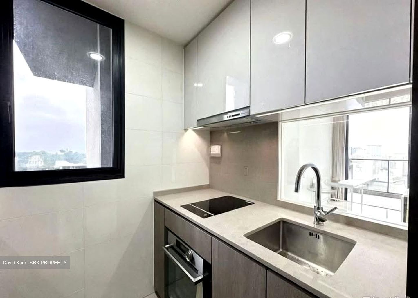 Avenue South Residence (D3), Apartment #636854591